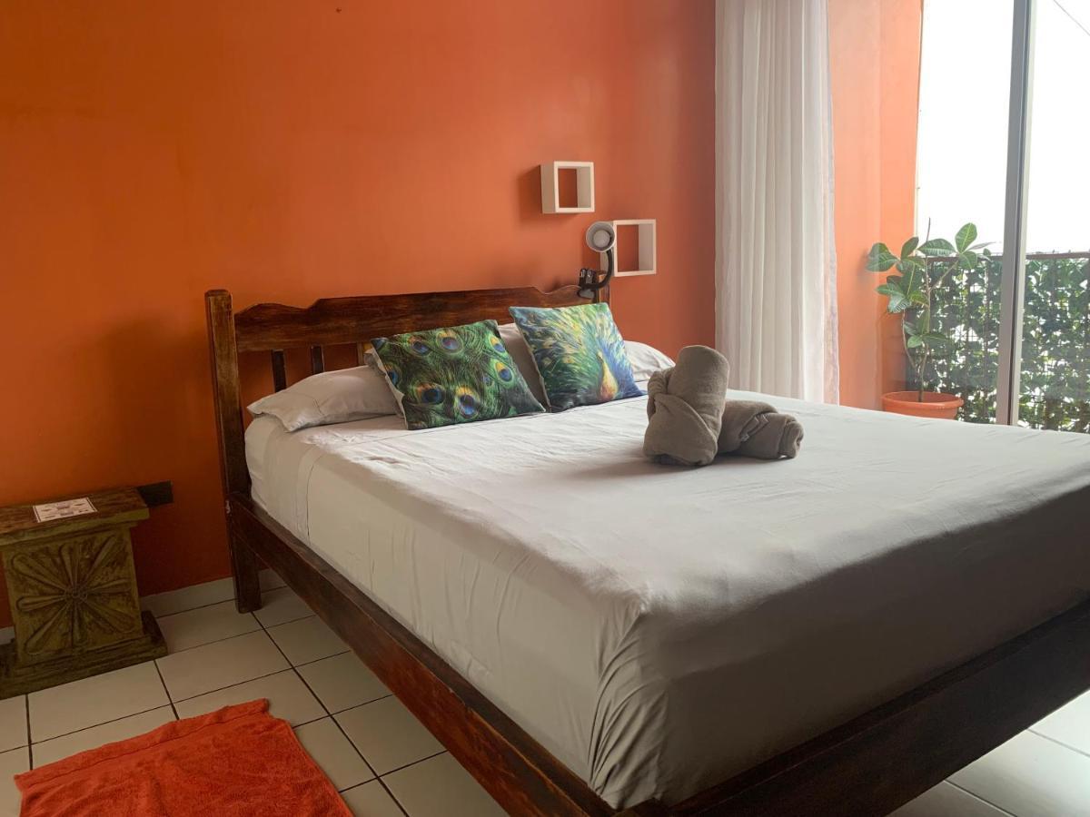 Casa De Lis Hotel & Tourist Info Centre توريالبا المظهر الخارجي الصورة